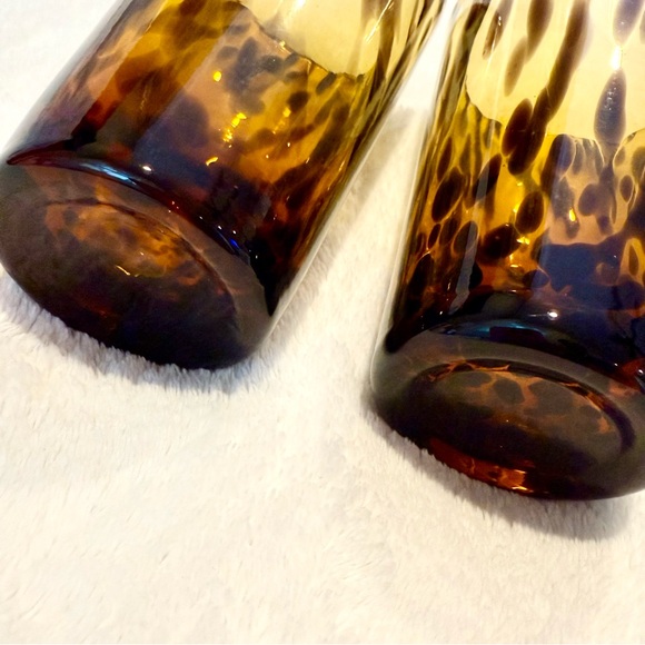 Tortoiseshell Pattern Glass Tumblers - Picture 3 of 3